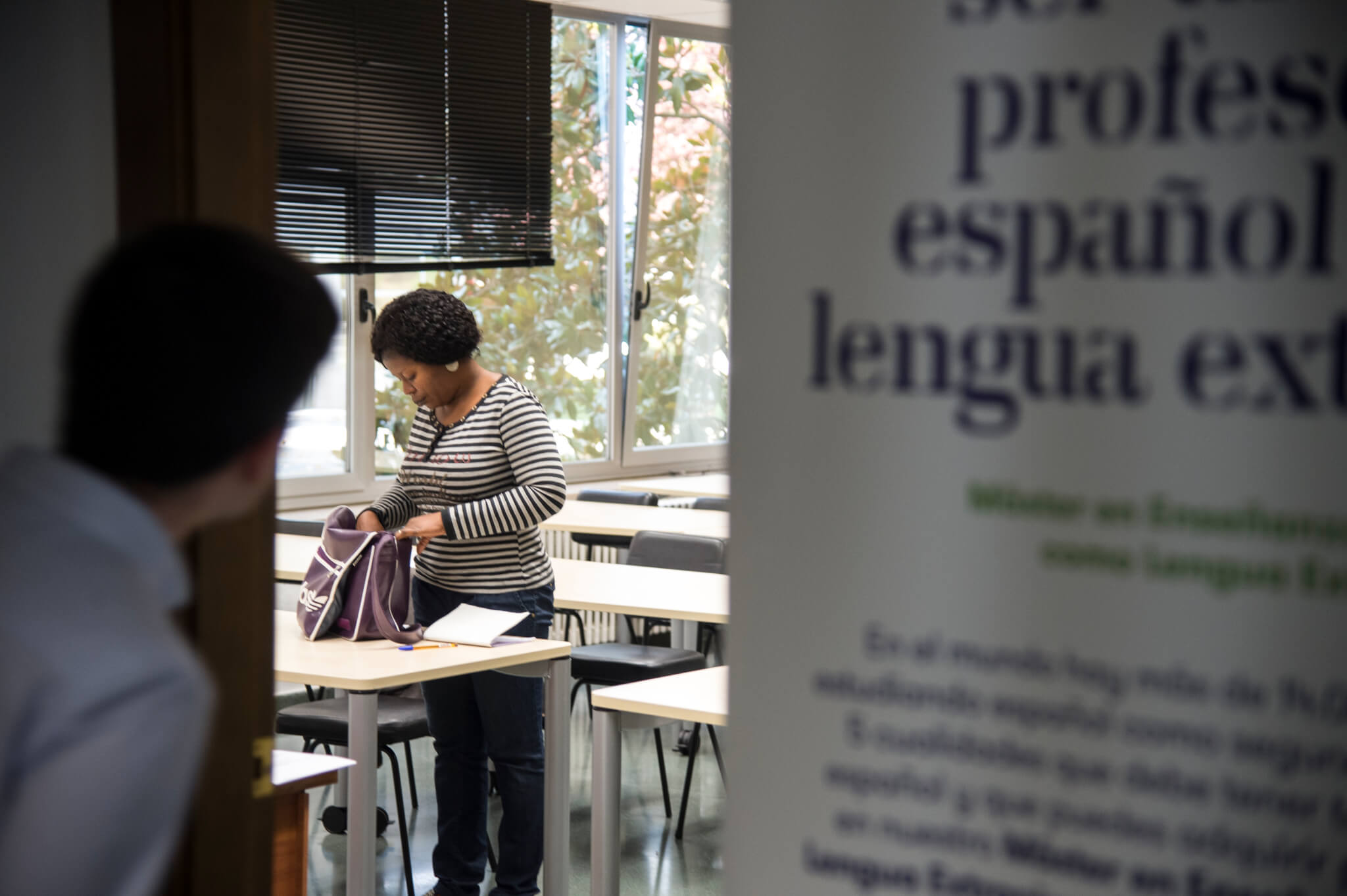 La dificultad del examen se reflejaba en los rostros de los examinados. Foto Iñaki Porto